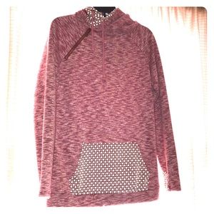 Women’s hooded top